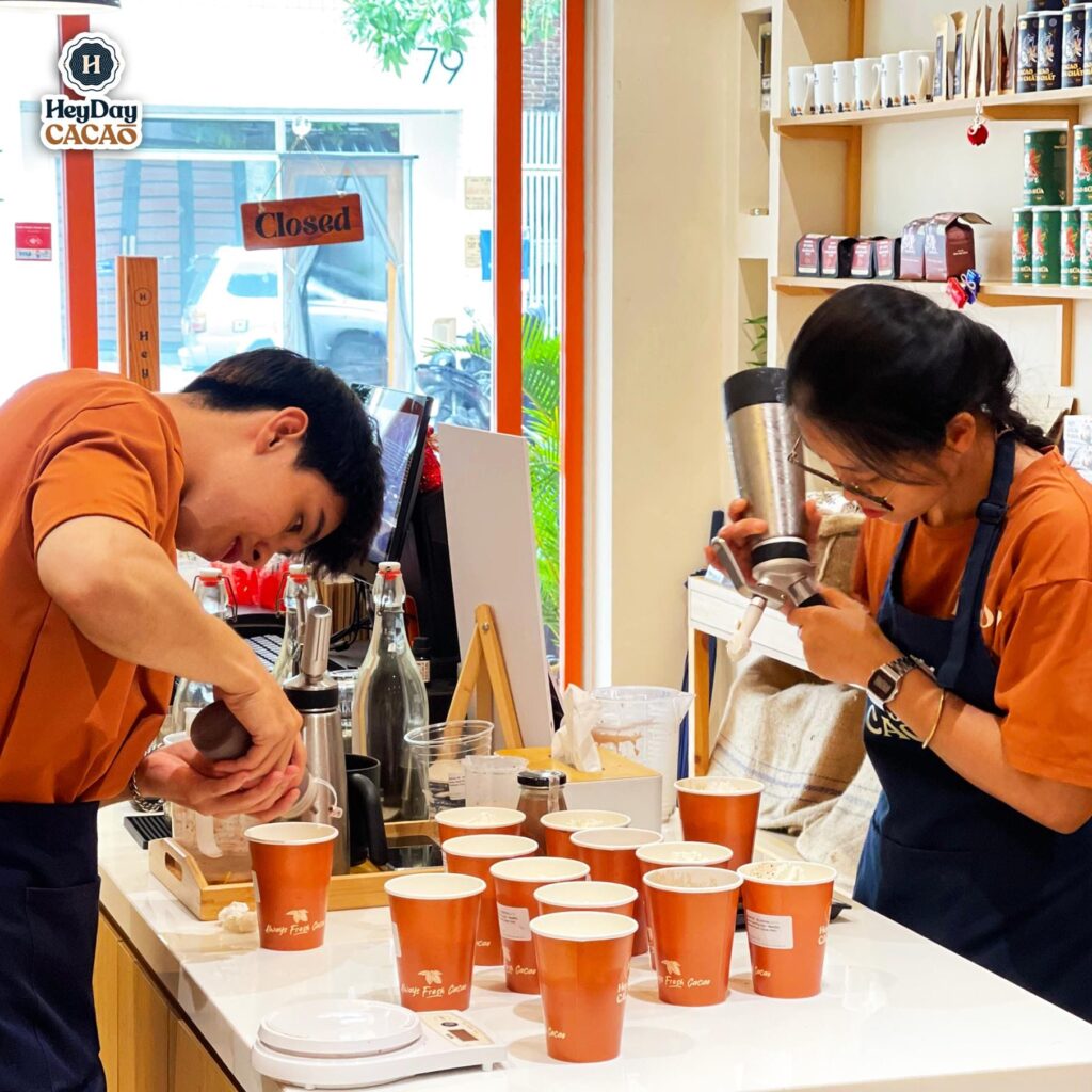 cách pha cacao sữa ngon cho barista